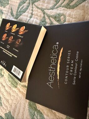 Aesthetica Black & Gold Cream Contour Palette Back Artwork